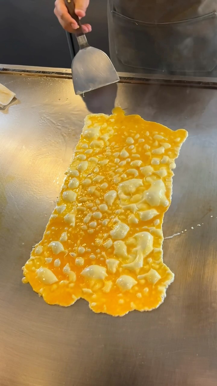 鉄板焼酒場 いくら 天神今泉店