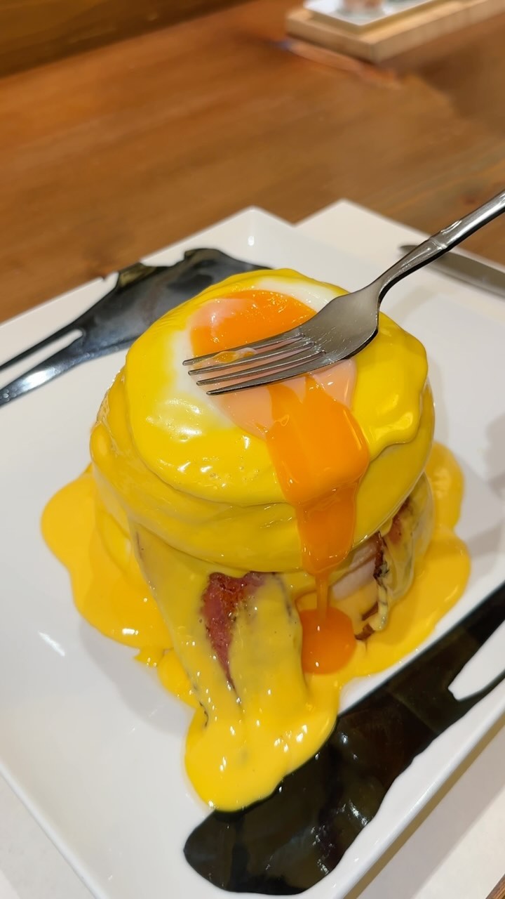 スターバックスコーヒー TSUTAYA BOOKSTORE MARUNOUCHI店