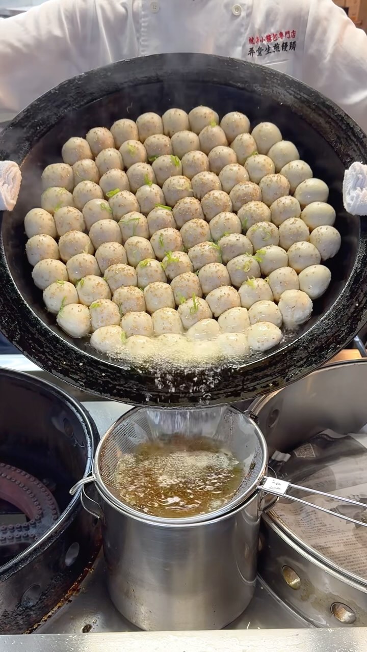 弄堂 生煎饅頭「ロンタン」 南森町本店