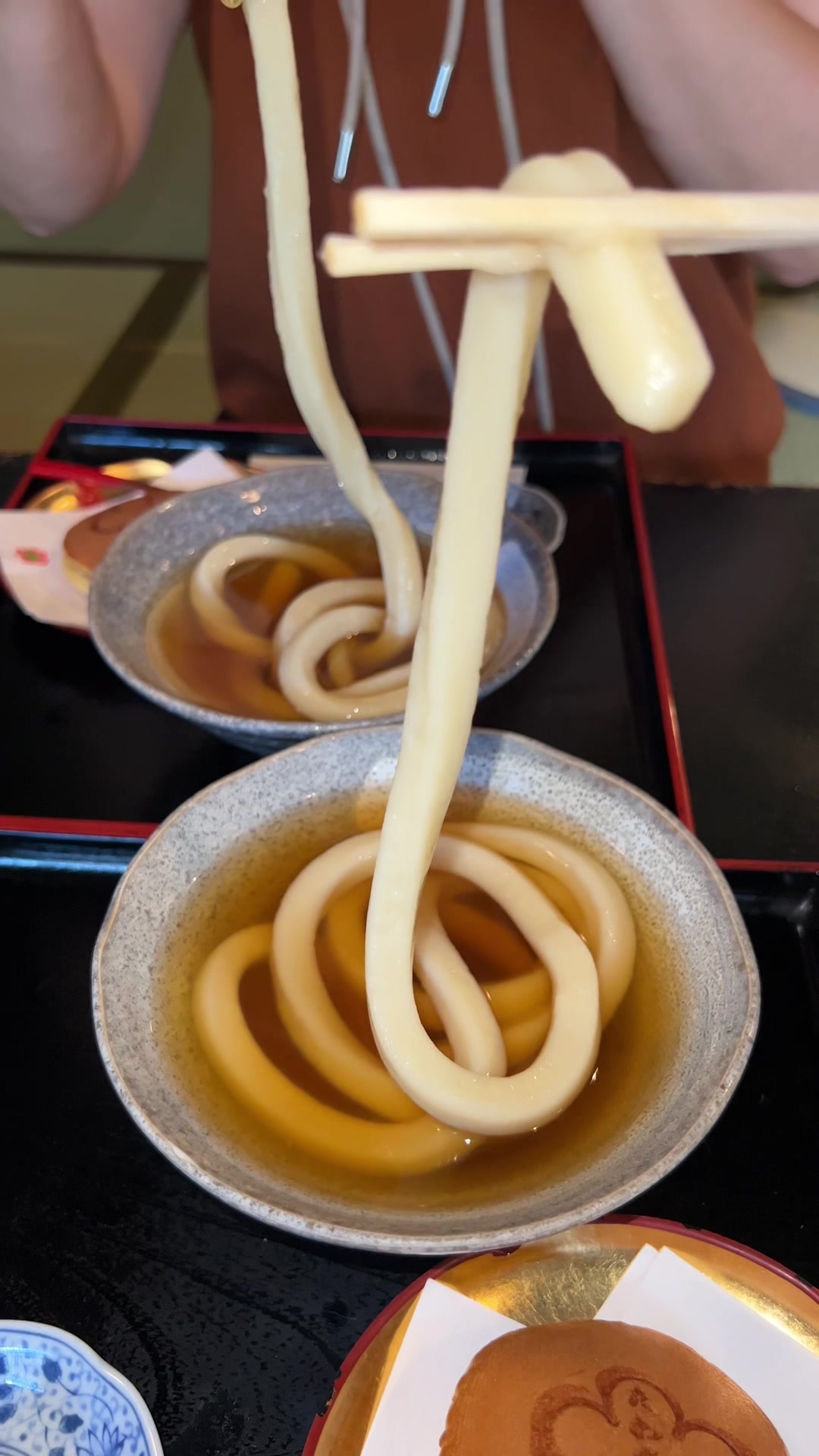 たわらや