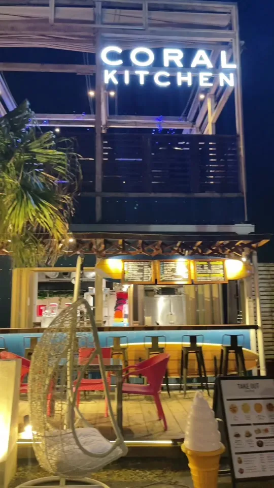 CORAL KITCHEN at cove