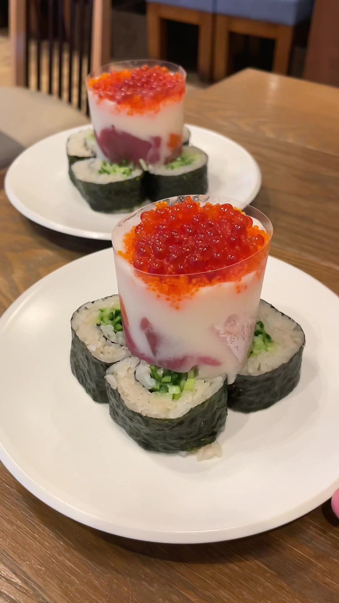 スシとツマミ シチフク