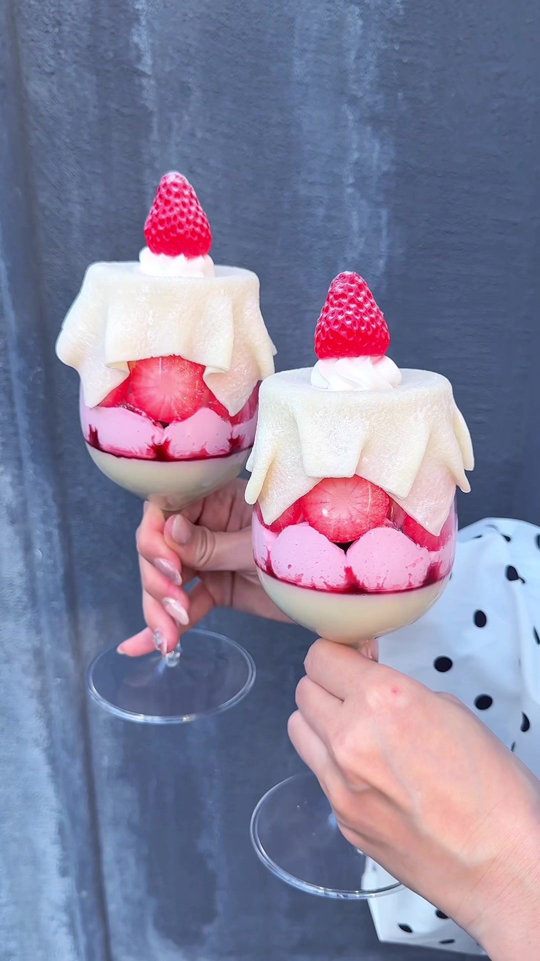 グラスワインパフェ CHEERS