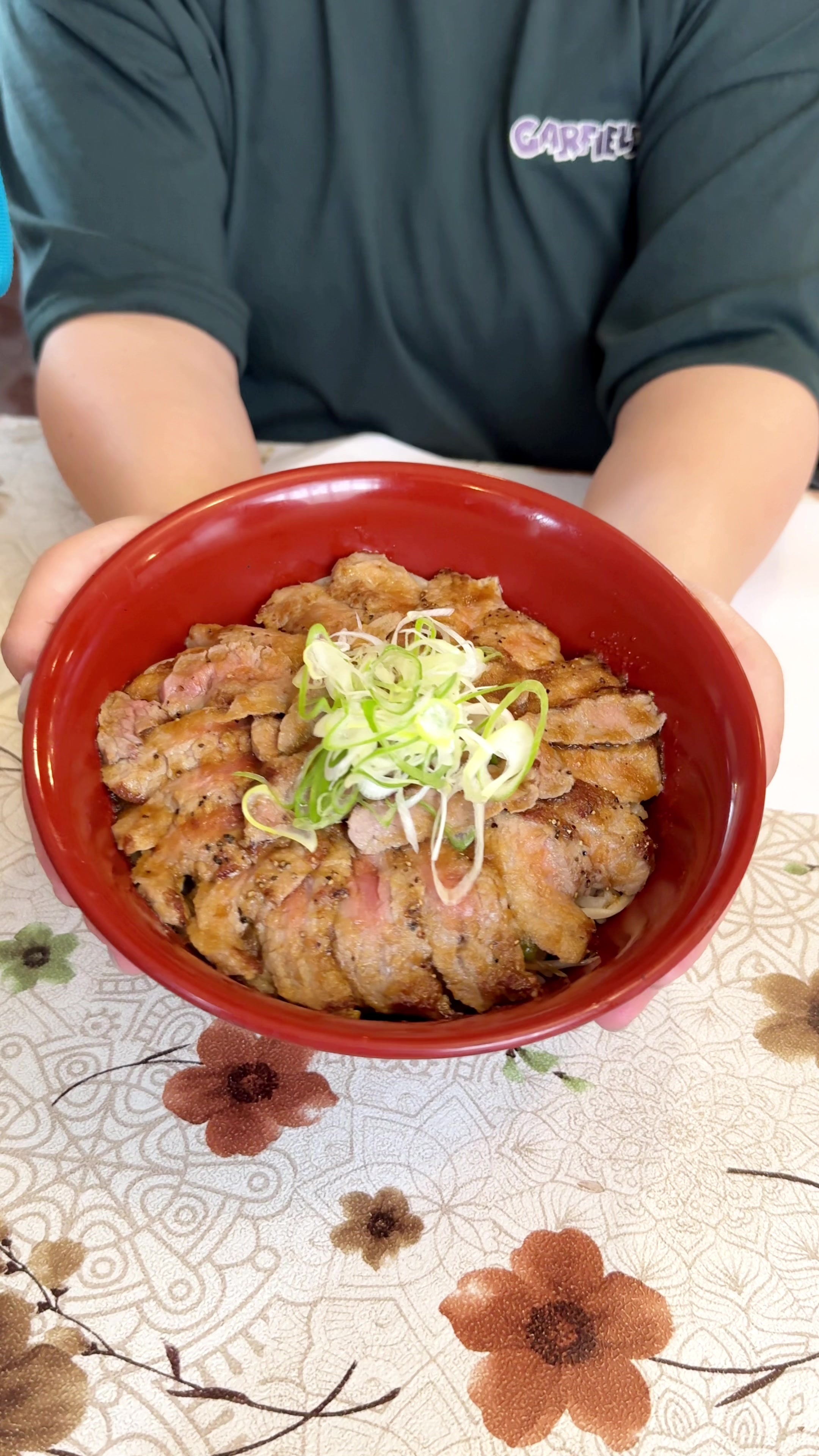 霜降牛ステーキ千
