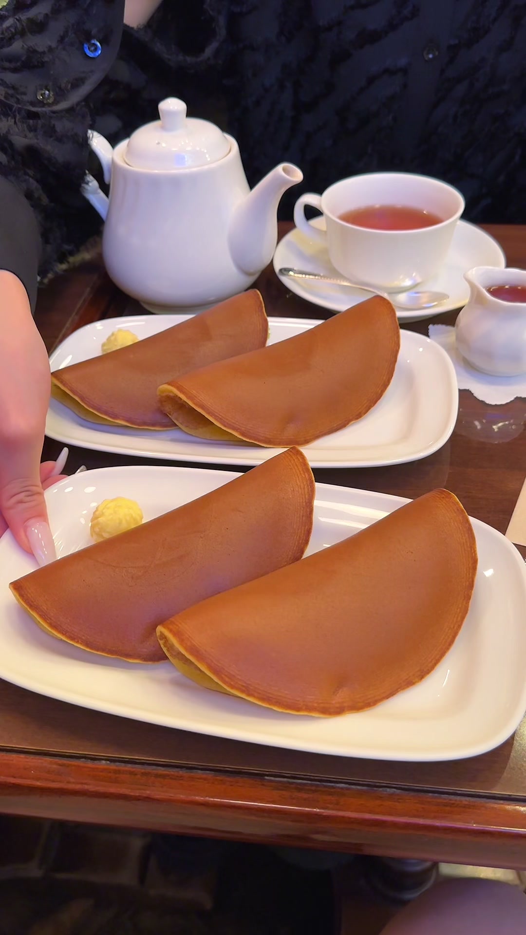 横濱文明堂 伊勢佐木町一丁目店 + 文明堂茶館ル・カフェ