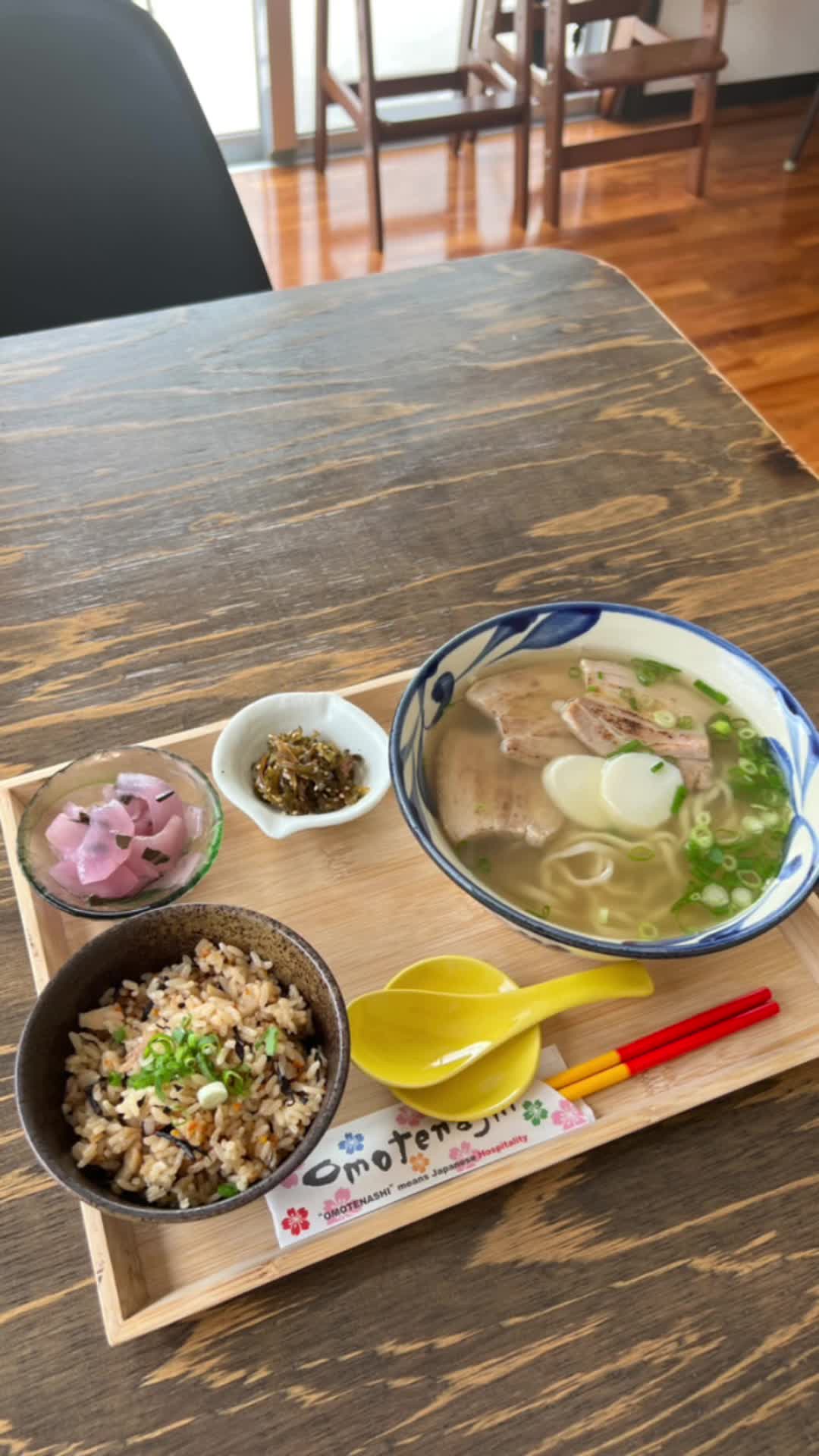 Cafe ちゃんぷ97（沖縄そばとタコライス）