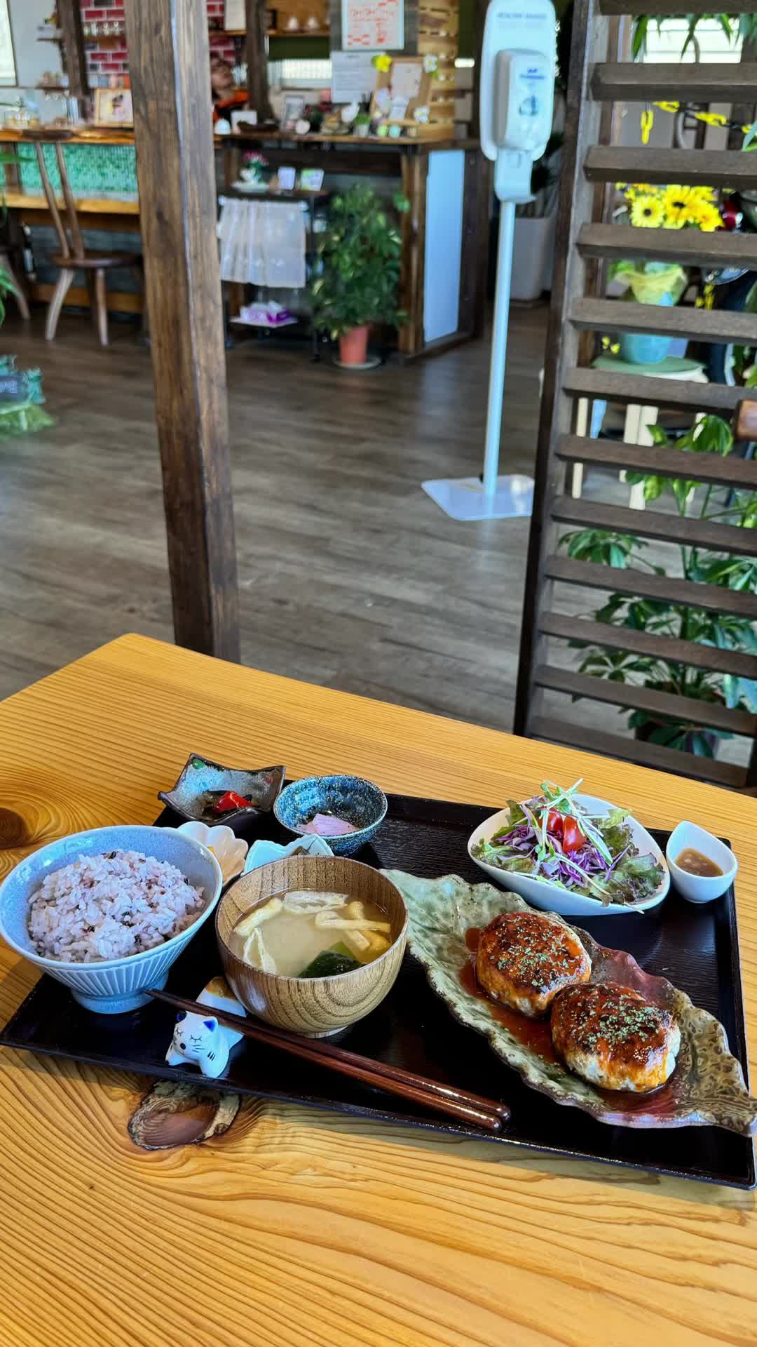 ごはんカフェCUCURU