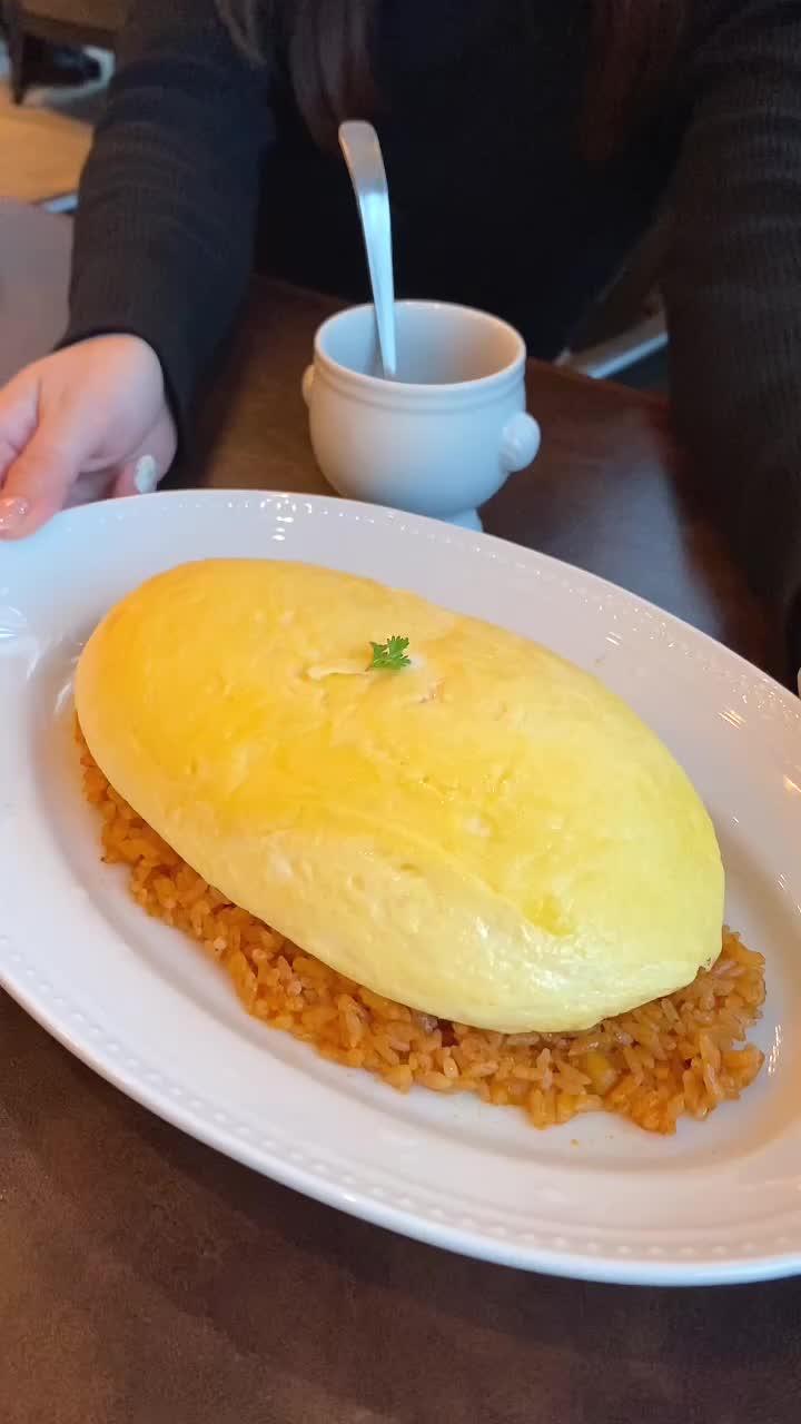 AUX BACCHANALES 原宿店（オーバカナル）