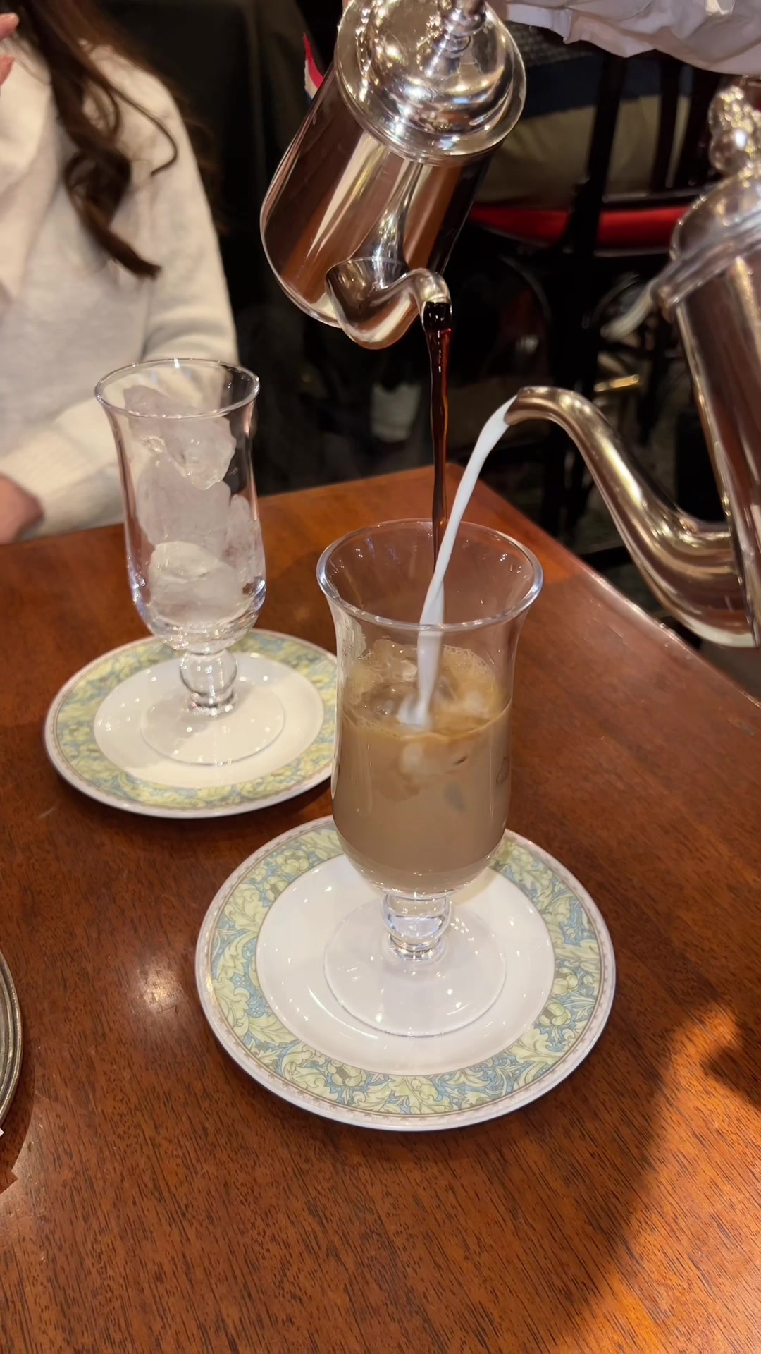 トリコロール 本店 銀座店