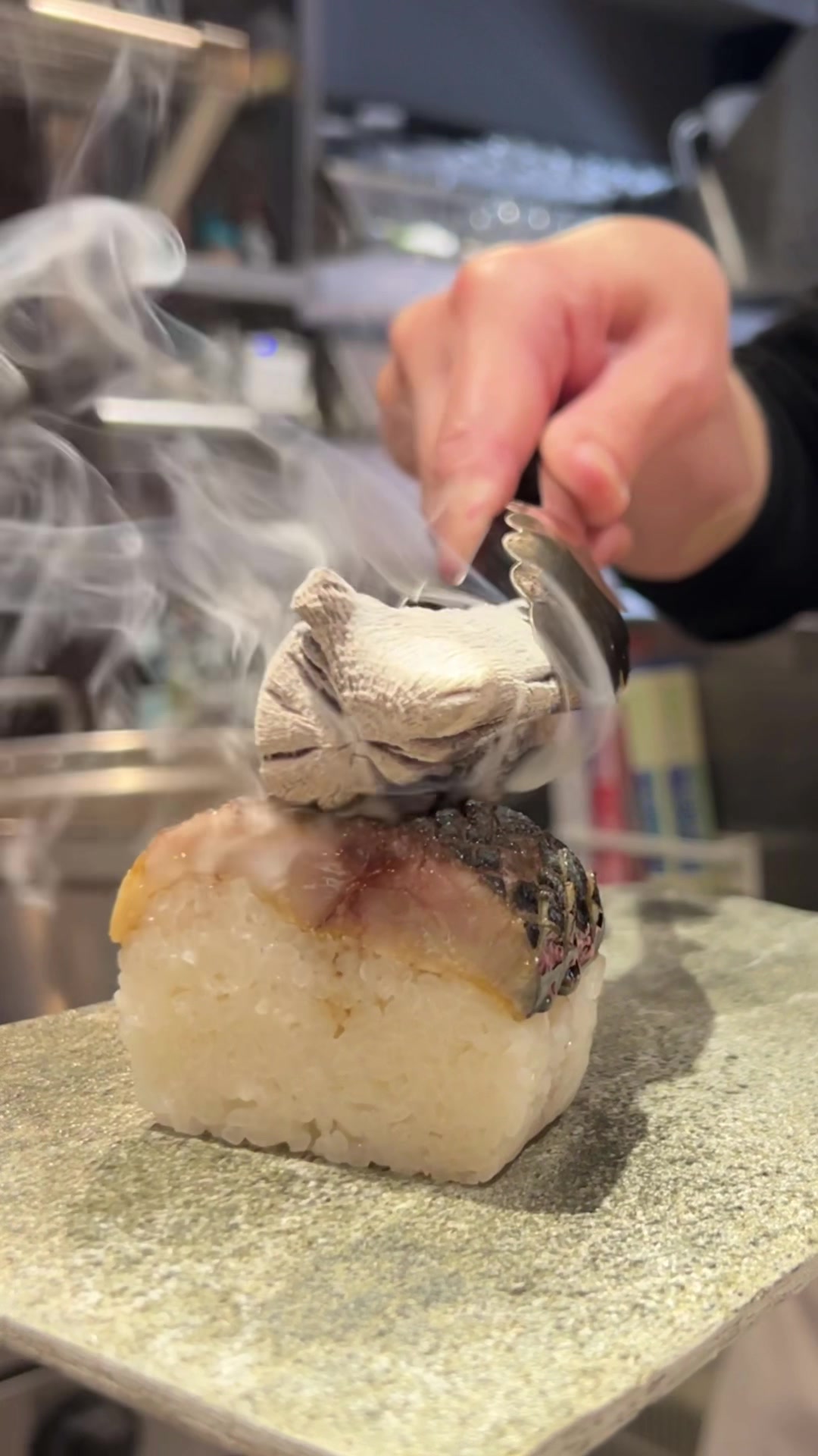 めしや 魚界人 裏片町店