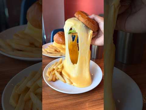 BURGER & MILKSHAKE CRANE