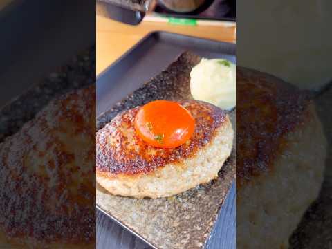 コンナトコロニハンバーグ